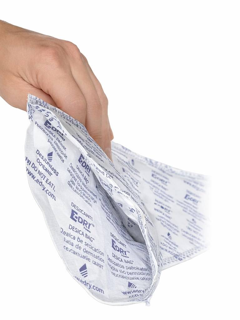 Close-up of welded desiccant connection structure